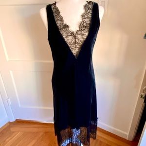 EUC Johnny Was Blue Velvet Lace Dress Sz M